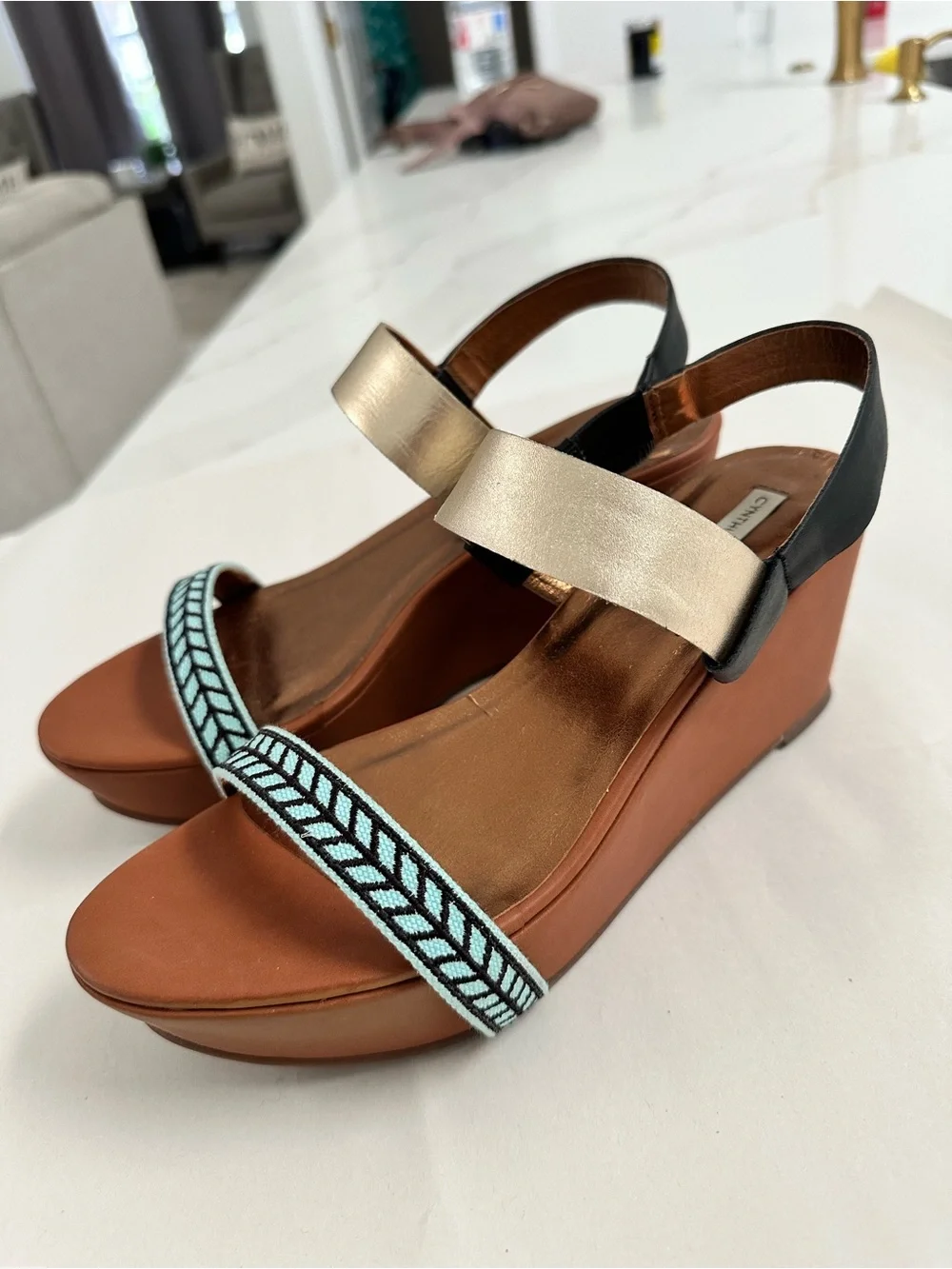 Cynthia Steffe Two-Tone Leather Slingback Platform Wedge Sandals Brown/Gold